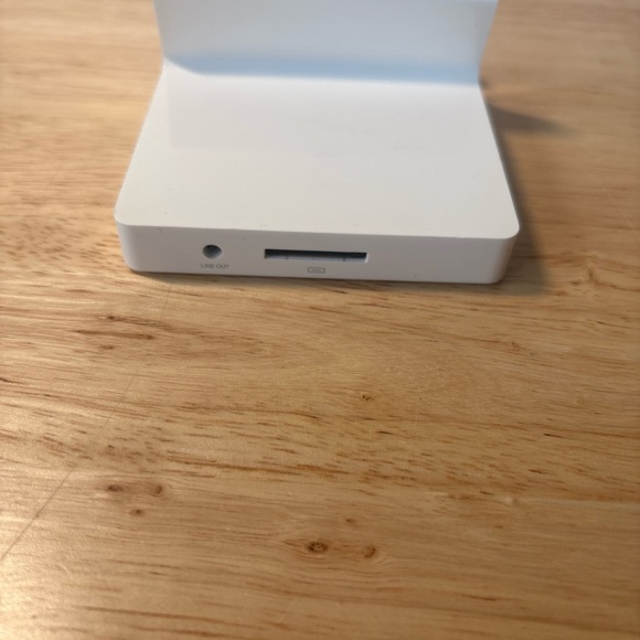 Genuine Apple iPad 2 Dock Docking Station MC940ZM/A A1381 30 Pin Replacement (8) - Picture 3 of 4